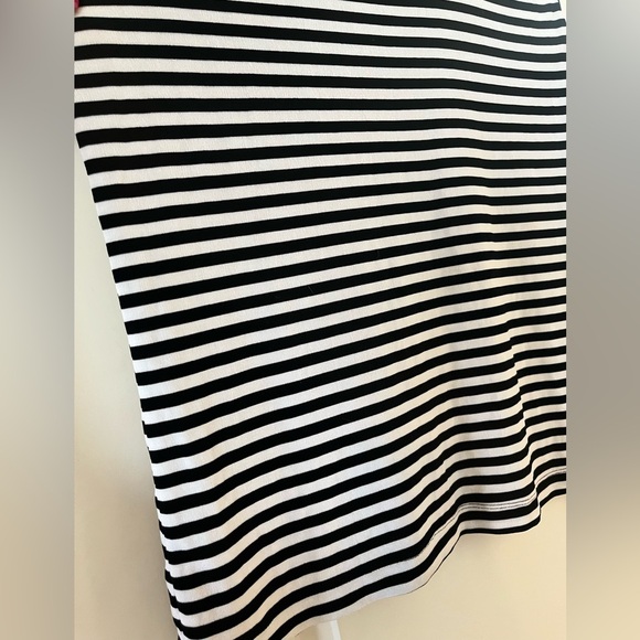 Chico’s Black & White Striped Sleeveless Blouse Women’s size Large - Picture 4 of 12